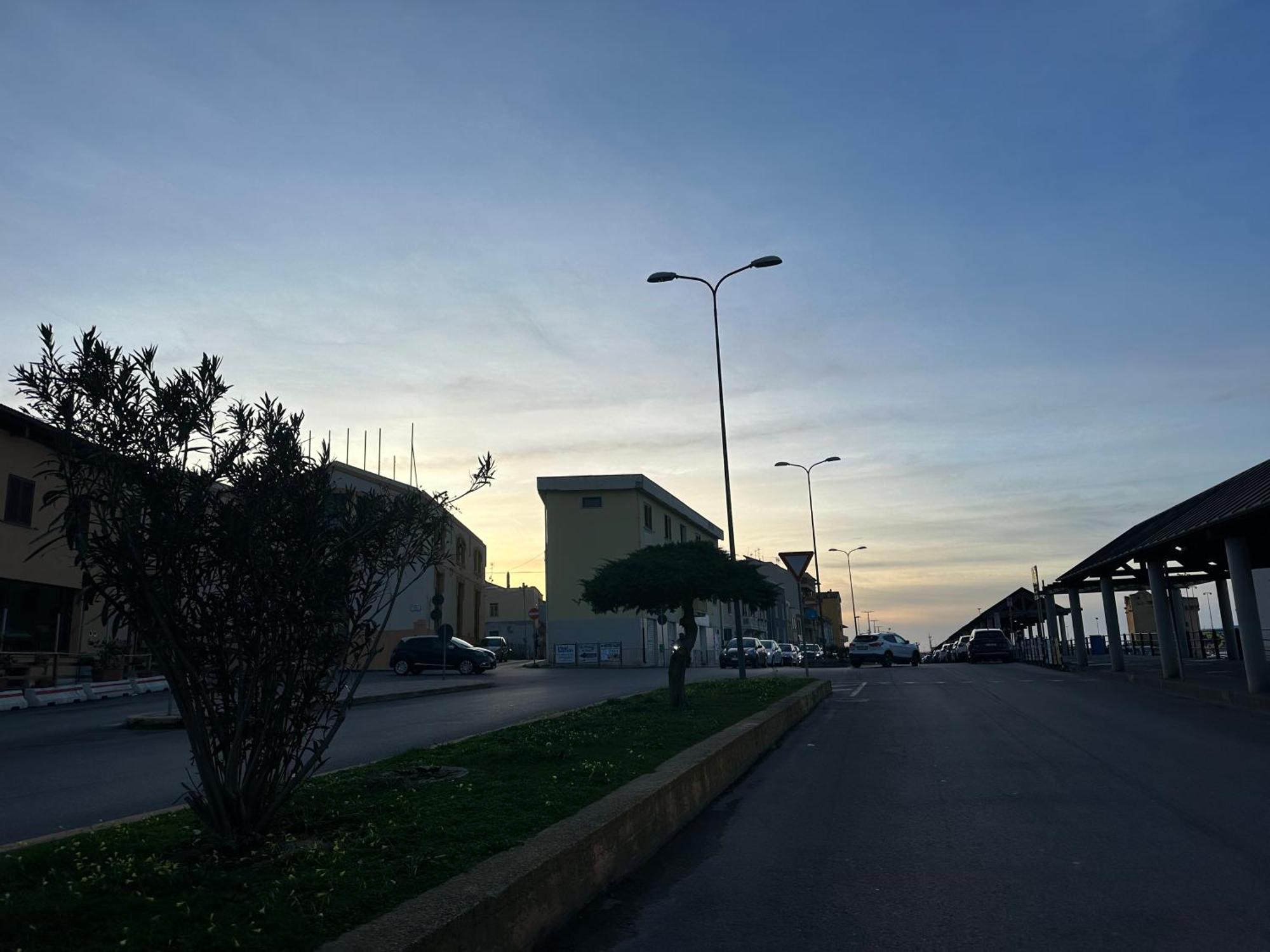 Hotel Moncici House Porto Torres Esterno foto